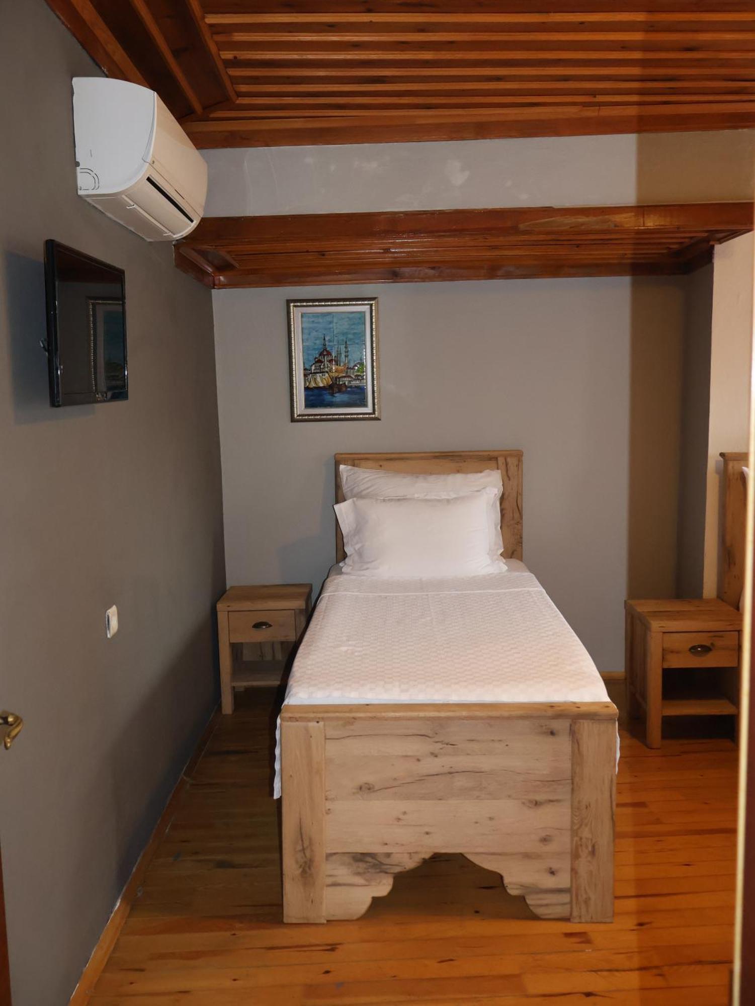 Casa Franco Old Town Hotel Antalya Bagian luar foto