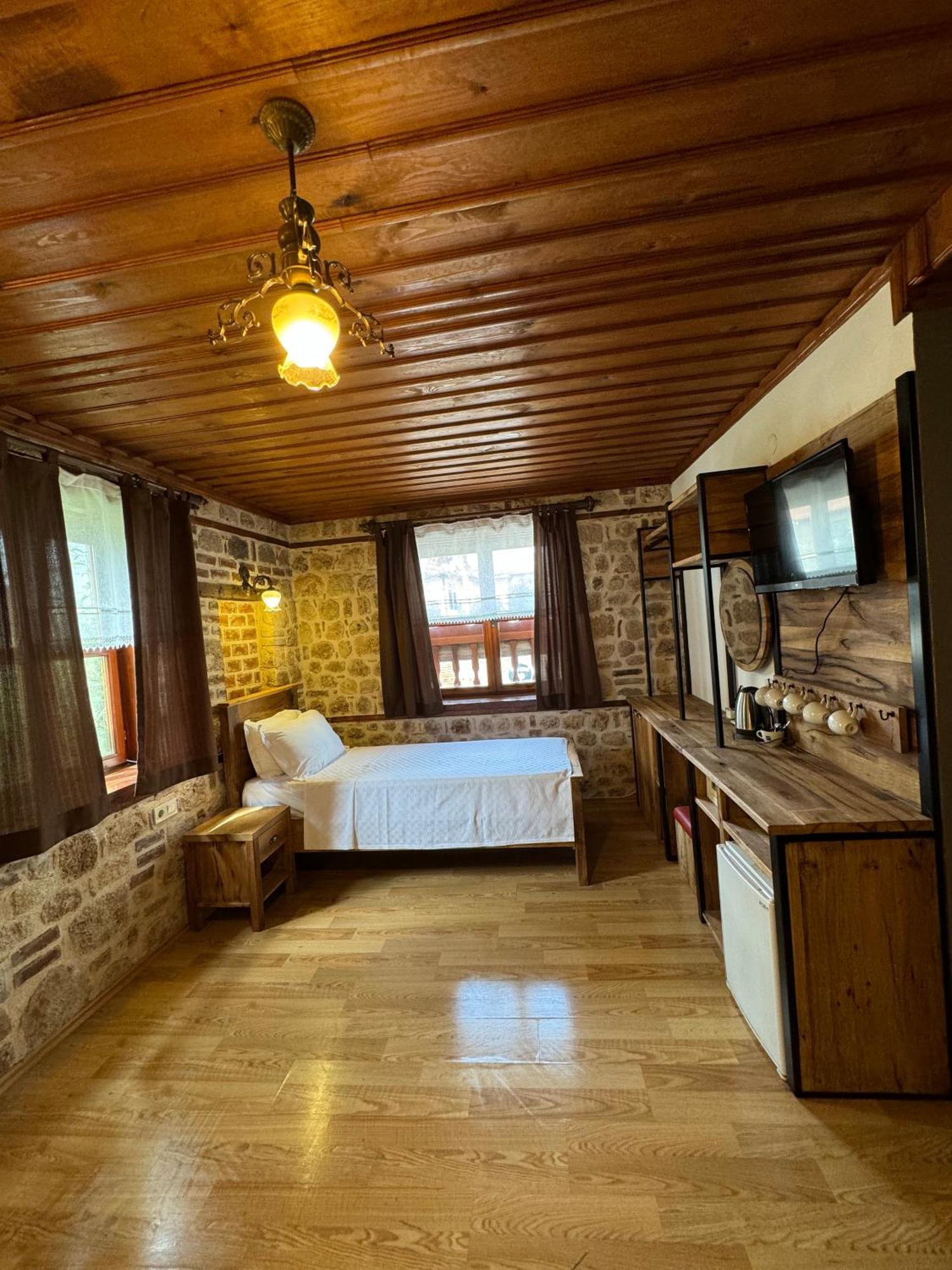 Casa Franco Old Town Hotel Antalya Bagian luar foto