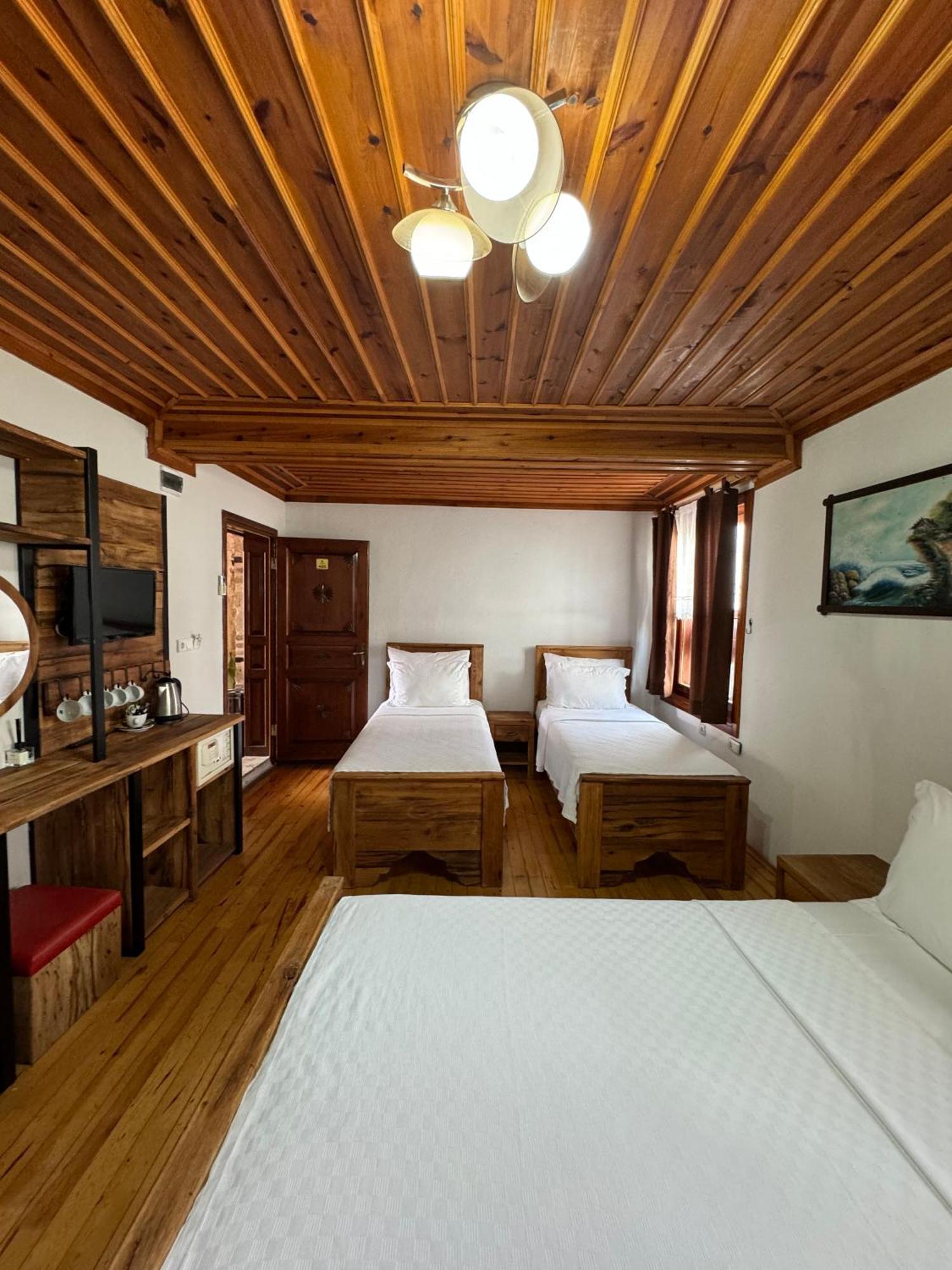 Casa Franco Old Town Hotel Antalya Bagian luar foto