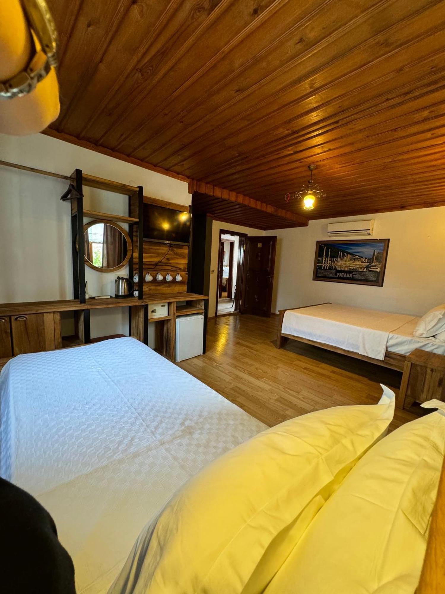 Casa Franco Old Town Hotel Antalya Bagian luar foto