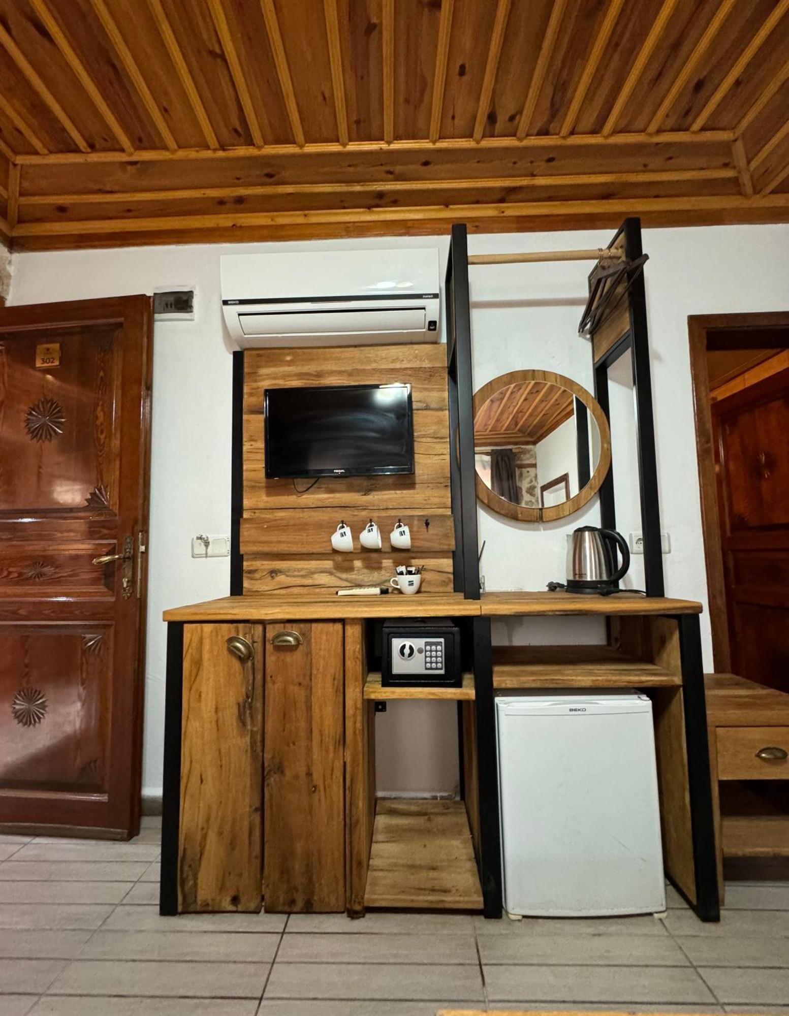 Casa Franco Old Town Hotel Antalya Bagian luar foto