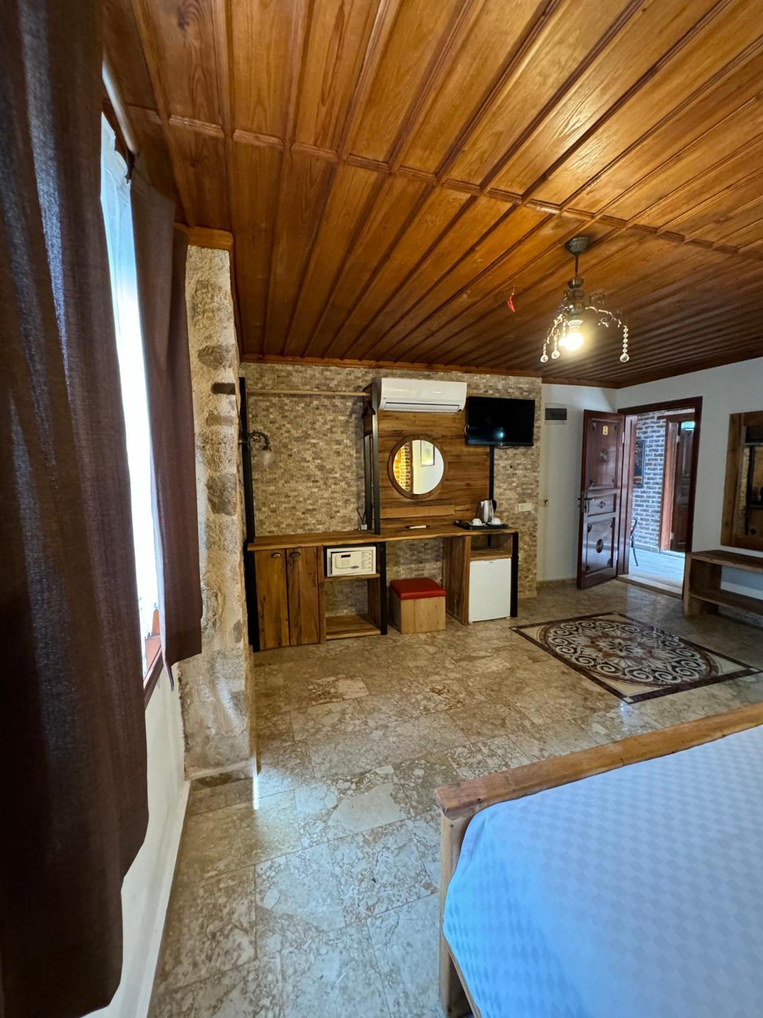 Casa Franco Old Town Hotel Antalya Bagian luar foto