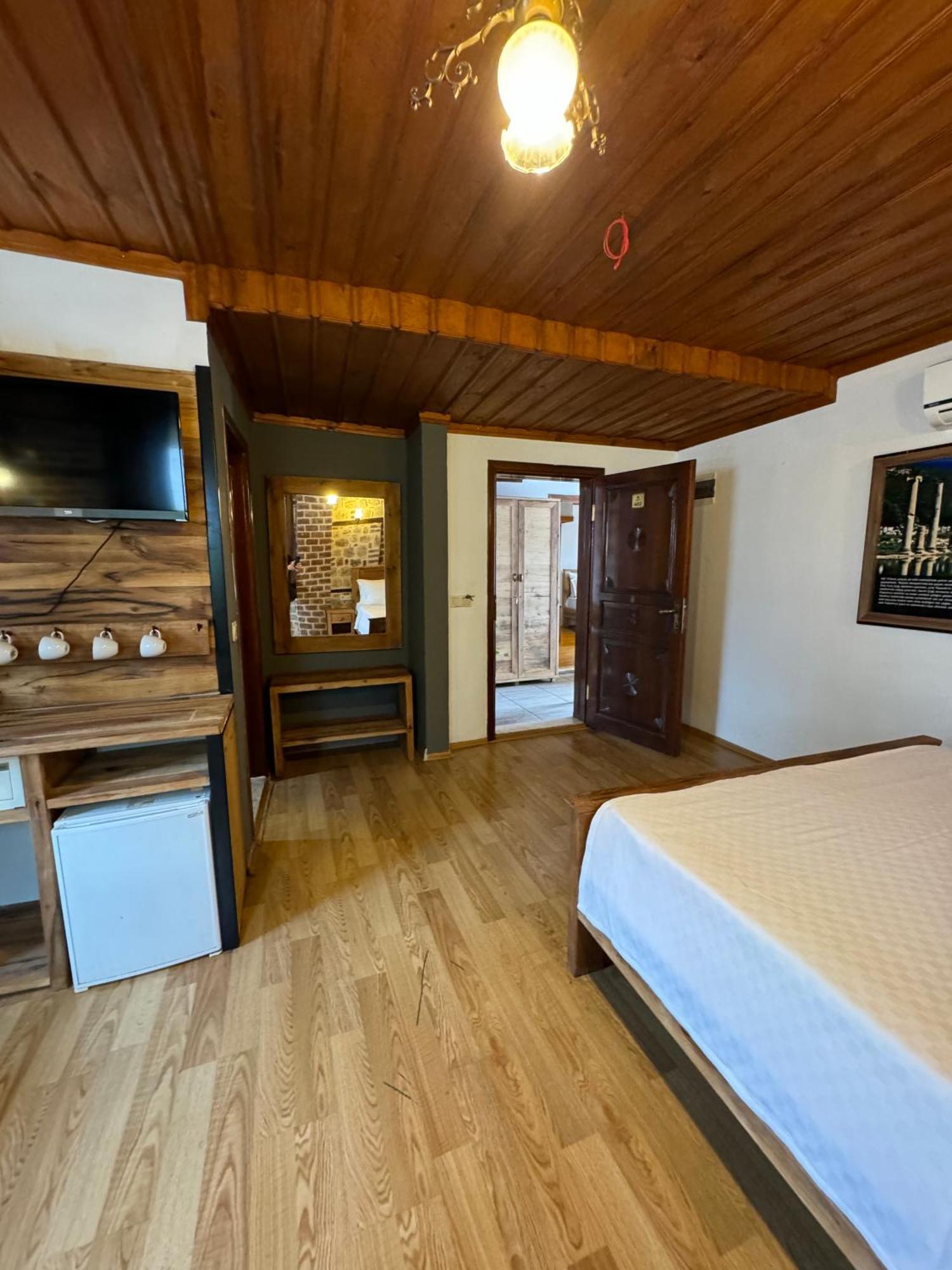 Casa Franco Old Town Hotel Antalya Bagian luar foto
