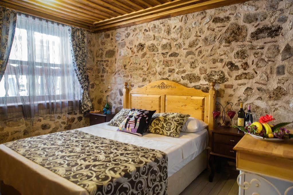Casa Franco Old Town Hotel Antalya Bagian luar foto