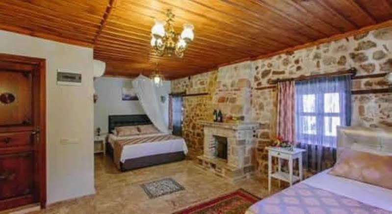 Casa Franco Old Town Hotel Antalya Bagian luar foto